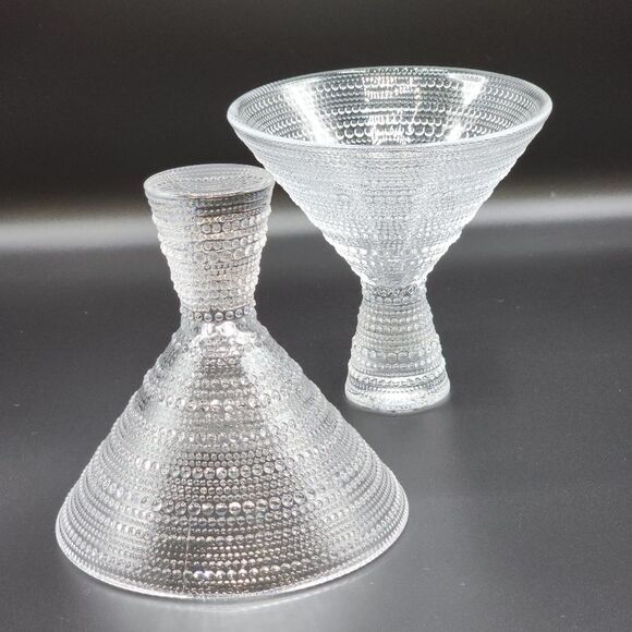 Fortessa Jupiter Beaded Martini Glass Set of Two‎ Embossed texture 11.5oz - Picture 6 of 8